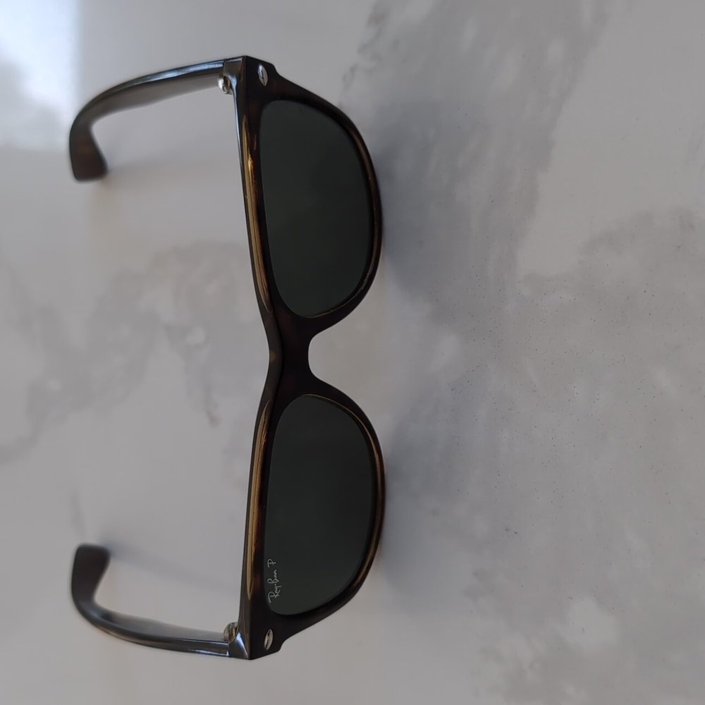 Ray-Ban Polarized New Wayfarer Brown Sunglasses